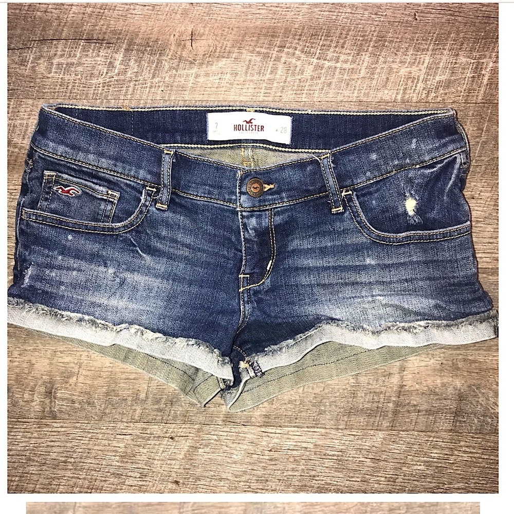 NWOT Hollister Micro Jean shorts size 7 juniors